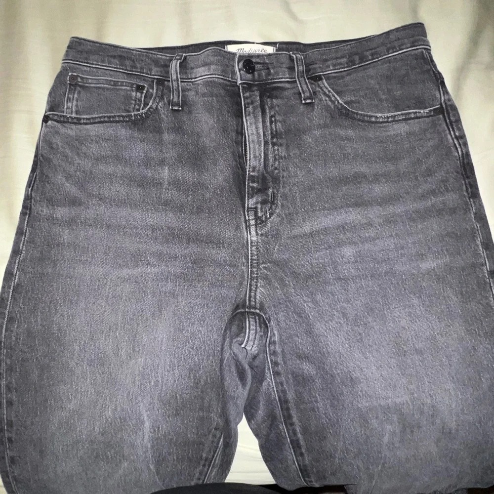 Madewell High-Rise‎ Slim Boyjean Caton Wash Distressed Grey Denim Jeans 30
